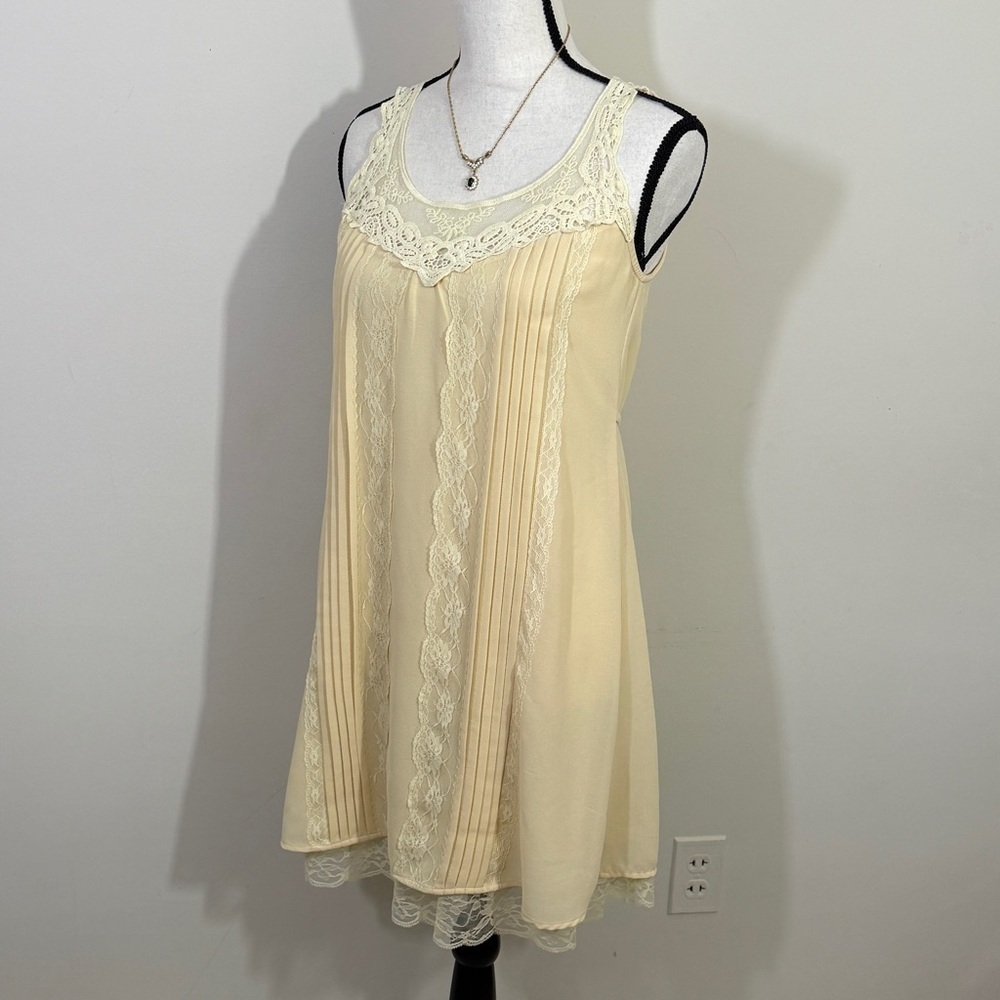 Cream Lace Trim Sleeveless Dress Blu Pepper sz sm